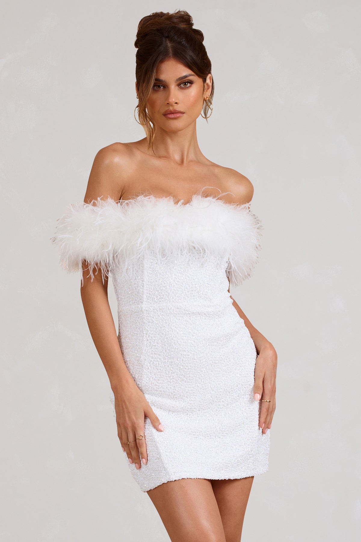 Lorel | Vestido de lentejuelas con plumas