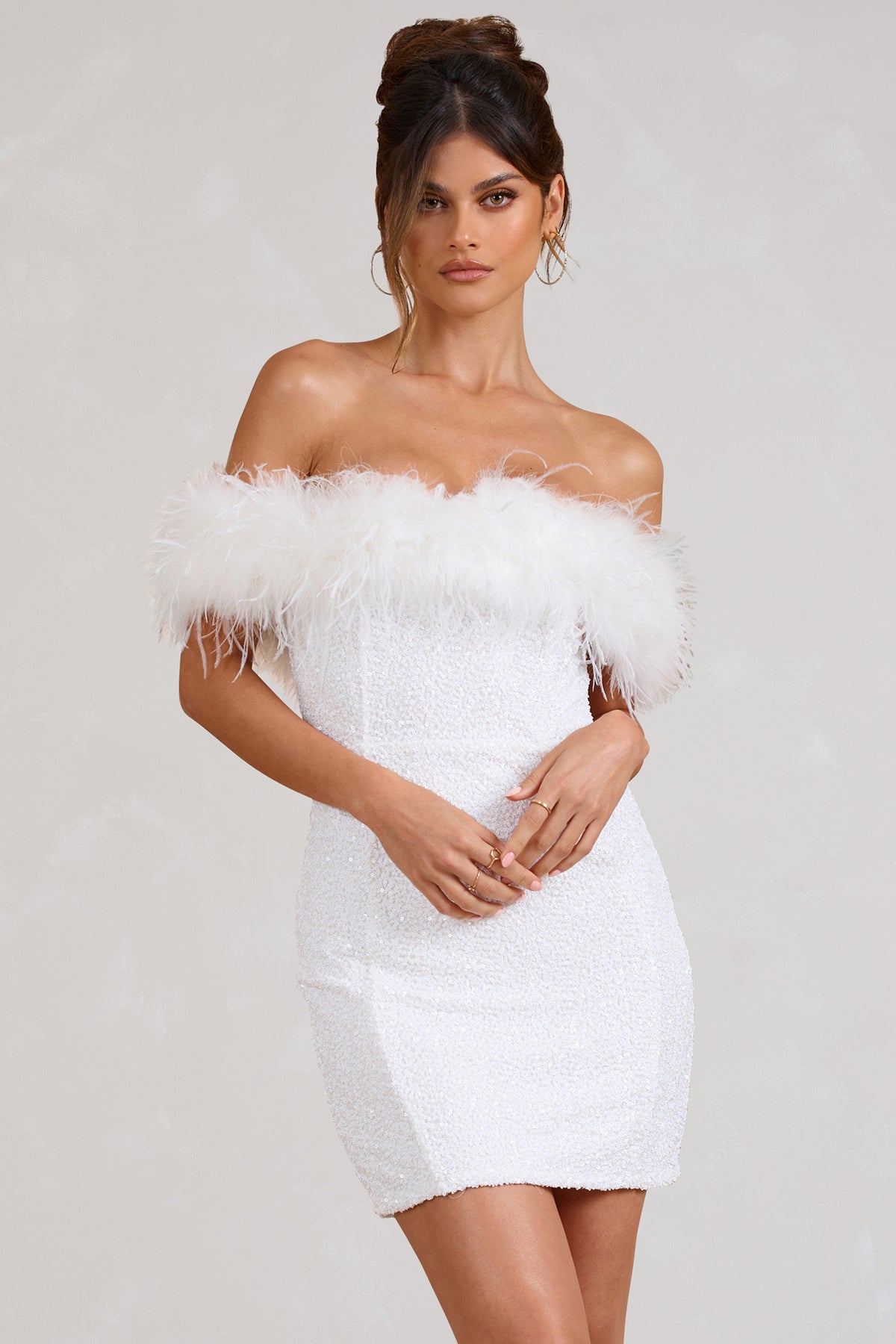 Lorel | Vestido de lentejuelas con plumas